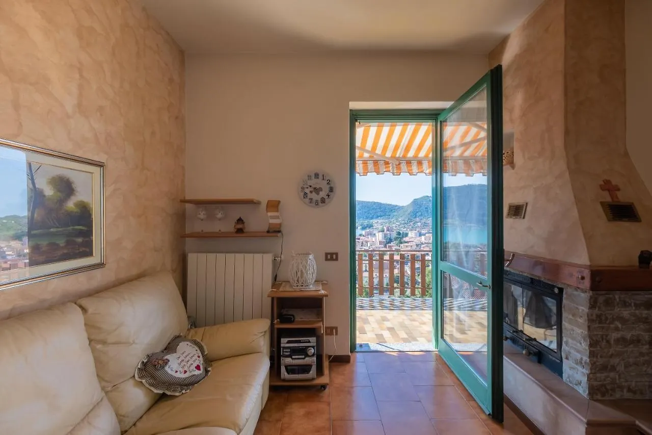 Cristy Apartment Sarnico 0*,  Italy